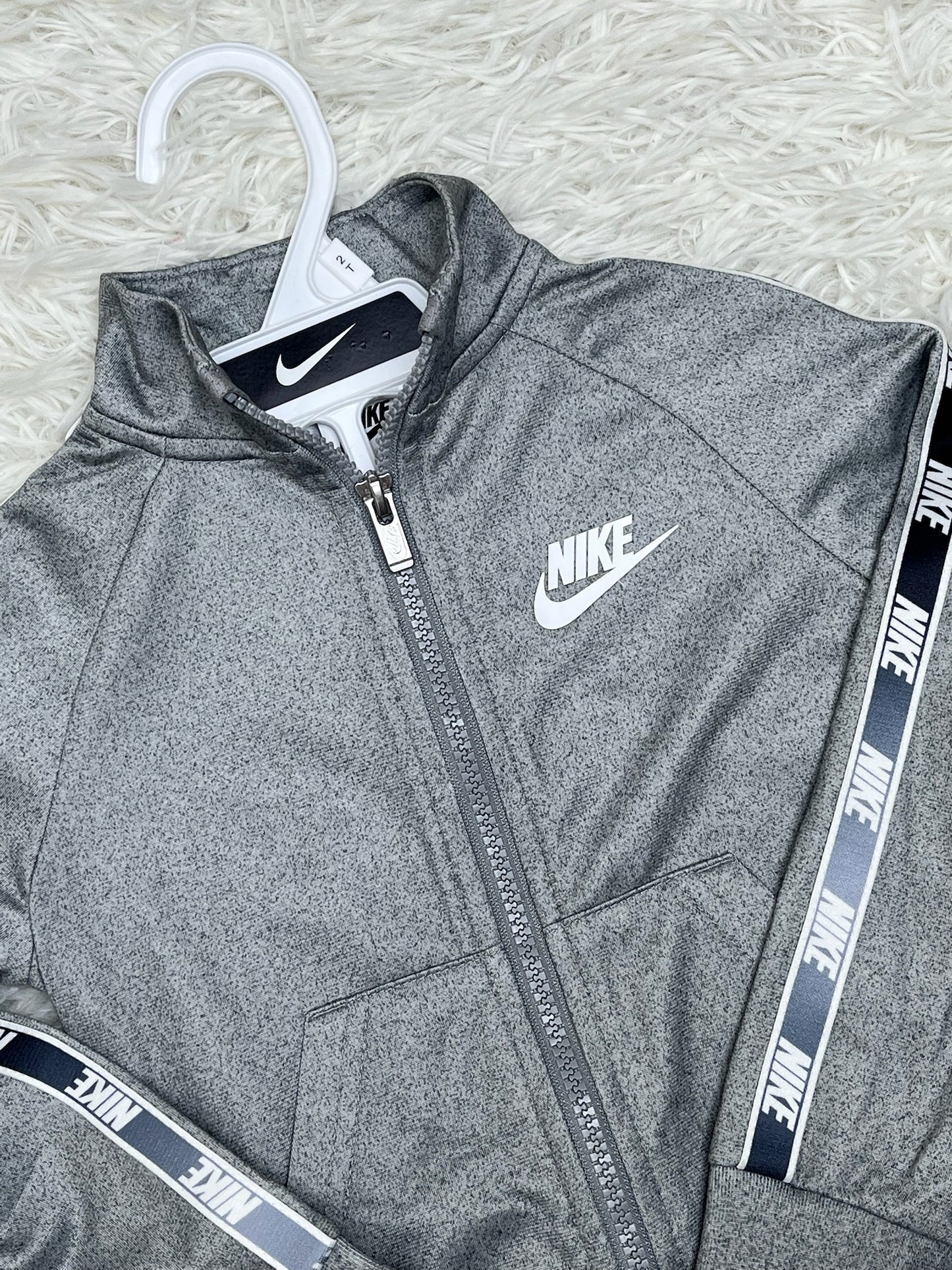 Conjunto NIKE 2 años