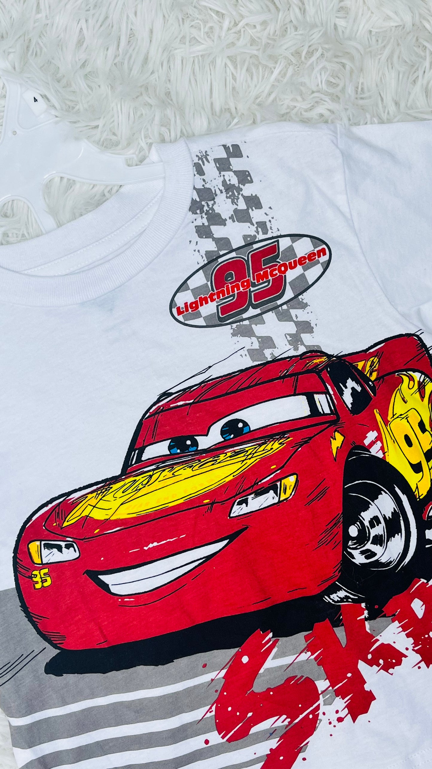 Conjunto 2 piezas short Rayo McQueen Disney 4 años