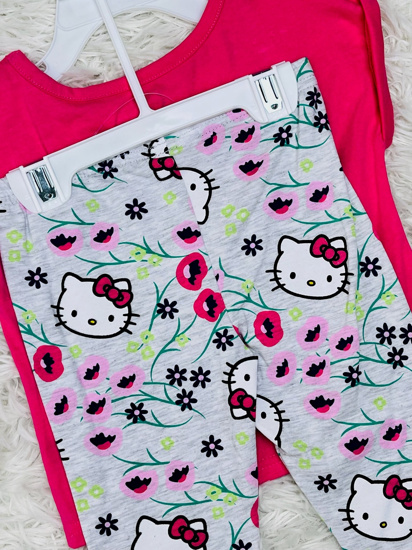 Conjunto Hello Kitty 24 meses