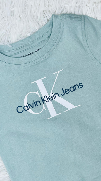 Conjunto 2 piezas verde Calvin Klein 24 meses