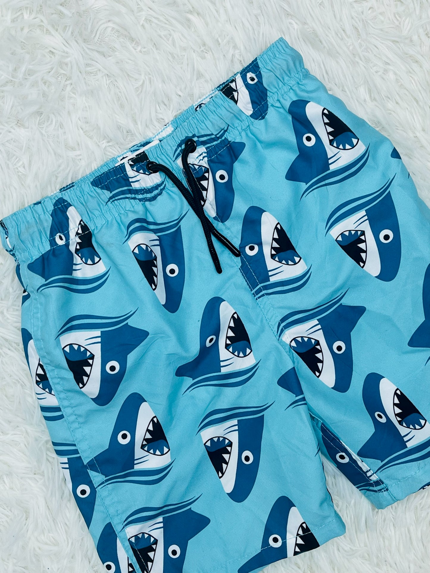 Traje de baño Tiburones Art Class 5 años